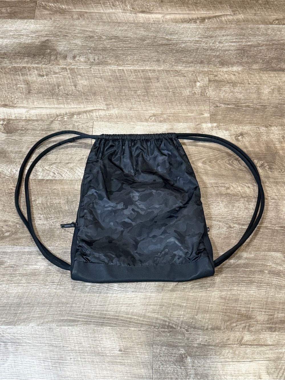 Oakley Utility Mens Black Satchel Bag - Picture 3 of 9